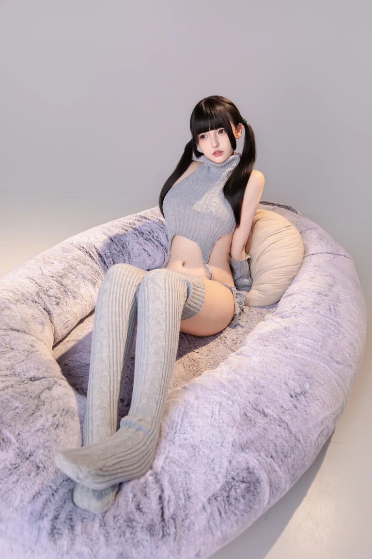 神楽坂真冬《第六季 序号01：《灰色轨迹》》主题写真：75张全套美图，含2个视频