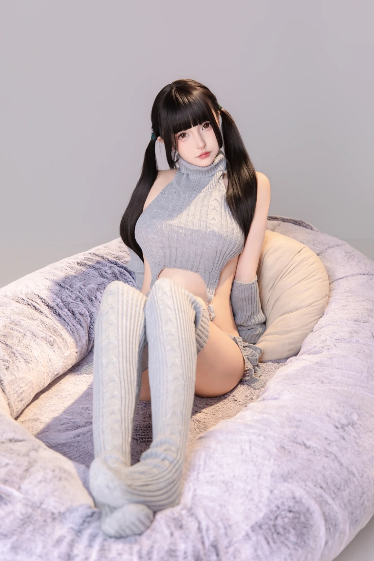 神楽坂真冬《第六季 序号01：《灰色轨迹》》主题写真：75张全套美图，含2个视频