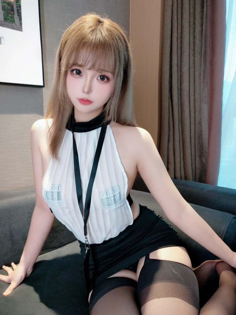日奈娇(椎名莜)《小秘书》主题写真：107张全套美图，含4个视频