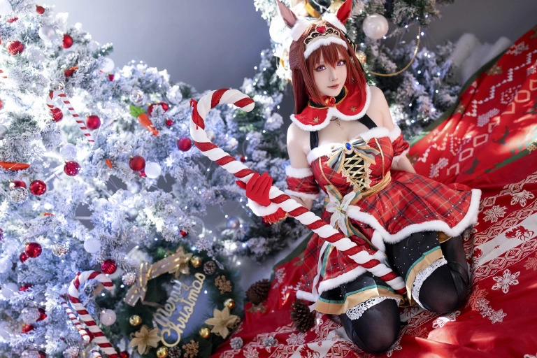 星之迟迟《2023年12月计划A 赛马娘 大和赤骥 圣诞衣装》主题写真：47张全套美图