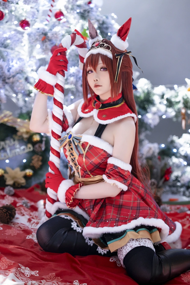 星之迟迟《2023年12月计划A 赛马娘 大和赤骥 圣诞衣装》主题写真：47张全套美图