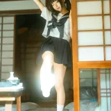 蠢沫沫《居家学妹》主题写真：22张全套美图
