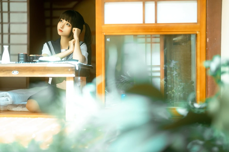 蠢沫沫《居家学妹》主题写真：22张全套美图