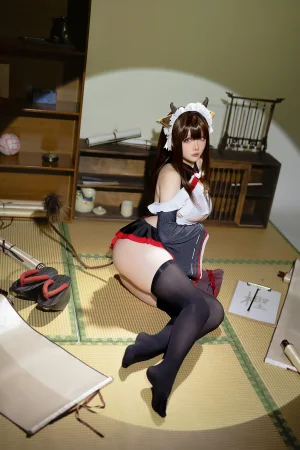 星之迟迟《2023年12月计划B 碧蓝航线 樫野 女仆》主题写真：78张全套美图，含3个视频