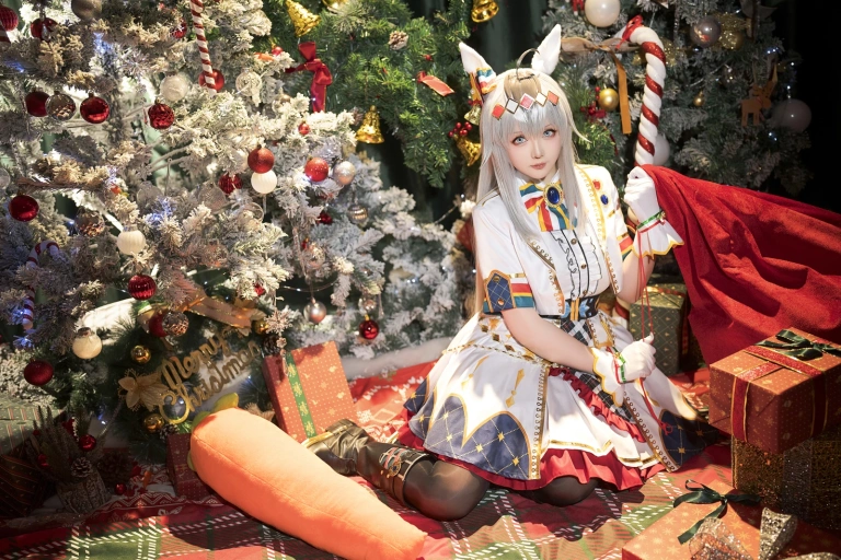星之迟迟《2023年12月计划赠品 赛马娘 小栗帽 圣诞衣装》主题写真：48张全套美图