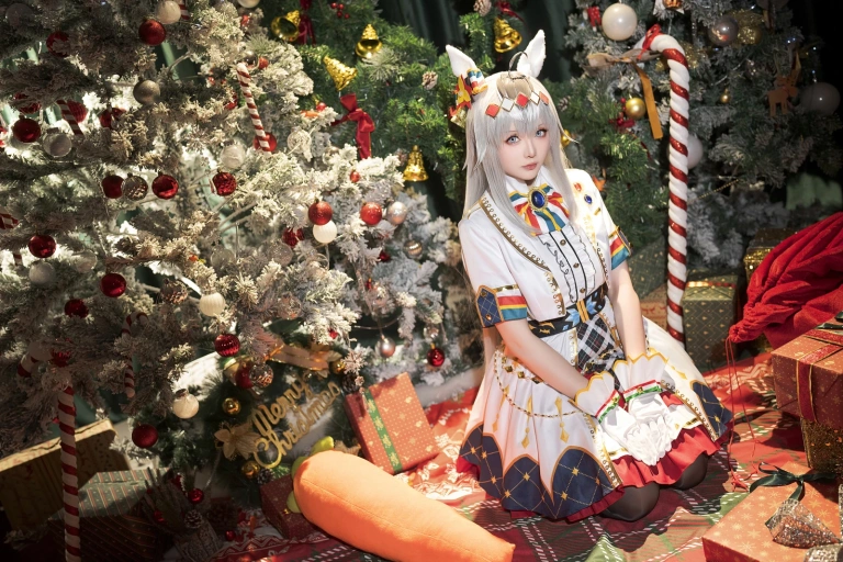 星之迟迟《2023年12月计划赠品 赛马娘 小栗帽 圣诞衣装》主题写真：48张全套美图
