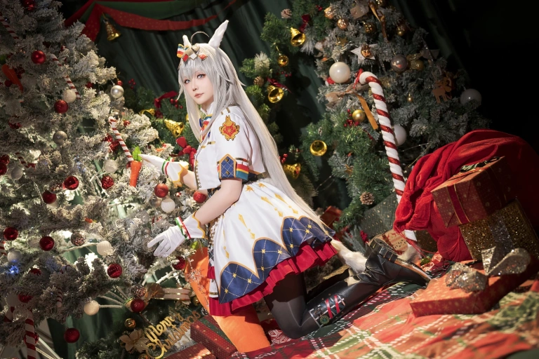 星之迟迟《2023年12月计划赠品 赛马娘 小栗帽 圣诞衣装》主题写真：48张全套美图