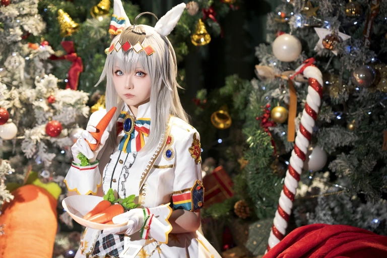星之迟迟《2023年12月计划赠品 赛马娘 小栗帽 圣诞衣装》主题写真：48张全套美图