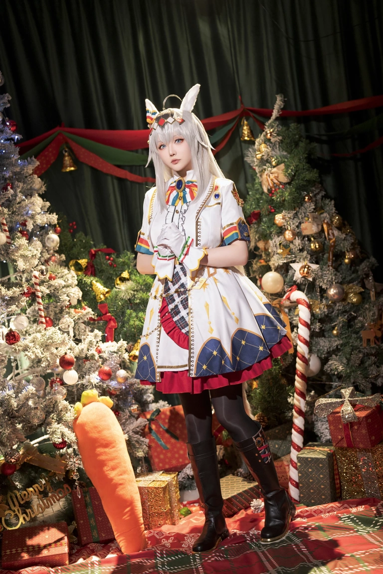星之迟迟《2023年12月计划赠品 赛马娘 小栗帽 圣诞衣装》主题写真：48张全套美图