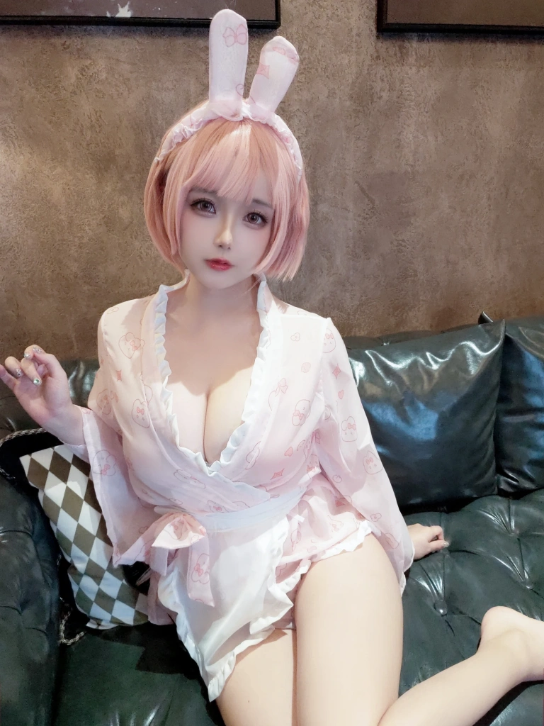 日奈娇(椎名莜)《25.06月月刊》主题写真：134张全套美图，含3个视频