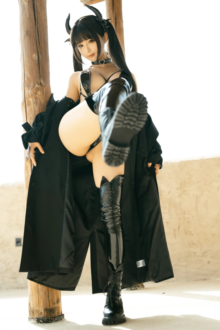 蠢沫沫《魅魔》主题写真：32张全套美图