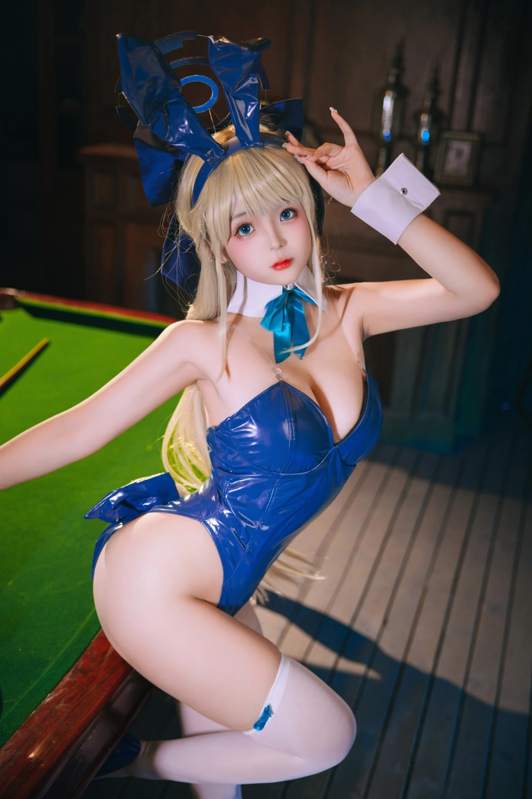 日奈娇(椎名莜)《蔚蓝档案 飞鸟马时》主题写真：100张全套美图