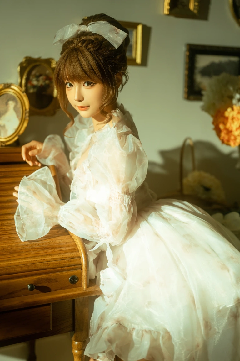 蠢沫沫《欧式女仆》主题写真：12张全套美图