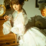 蠢沫沫《欧式女仆》主题写真：12张全套美图