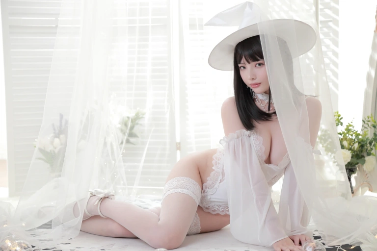 雯仔不讲道理《白女巫》主题写真：34张全套美图
