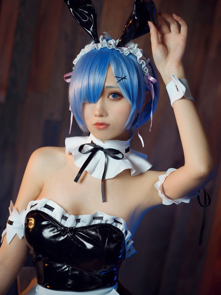 念雪《蕾姆兔女郎》主题写真：38张全套美图