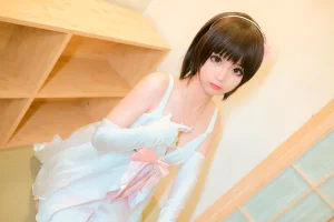 蠢沫沫《惠礼服》主题写真：40张全套美图