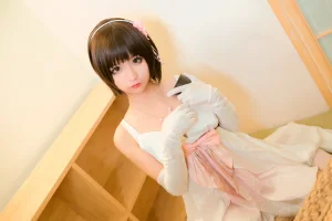 蠢沫沫《惠礼服》主题写真：40张全套美图