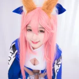 神楽坂真冬《第二季 序号4：玉藻前《目標はあなた、エンジン全開》》主题写真：150张全套美图