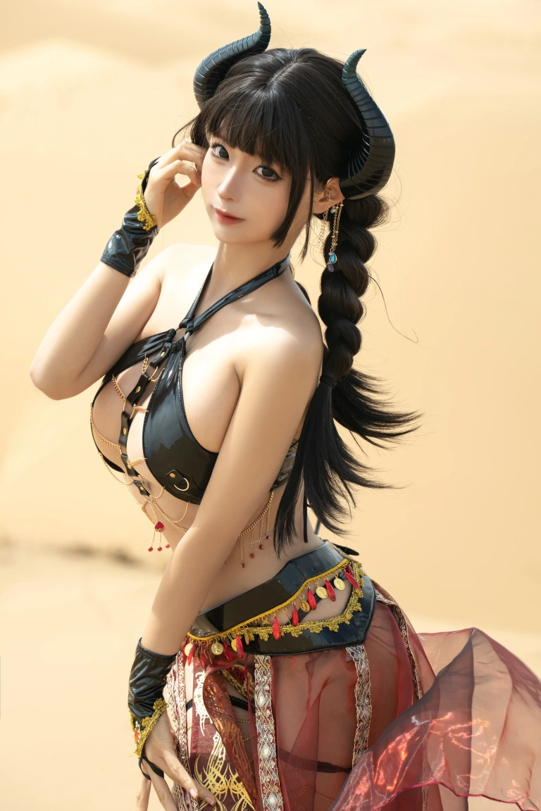 蠢沫沫《沙漠魅魔》主题写真：9张全套美图