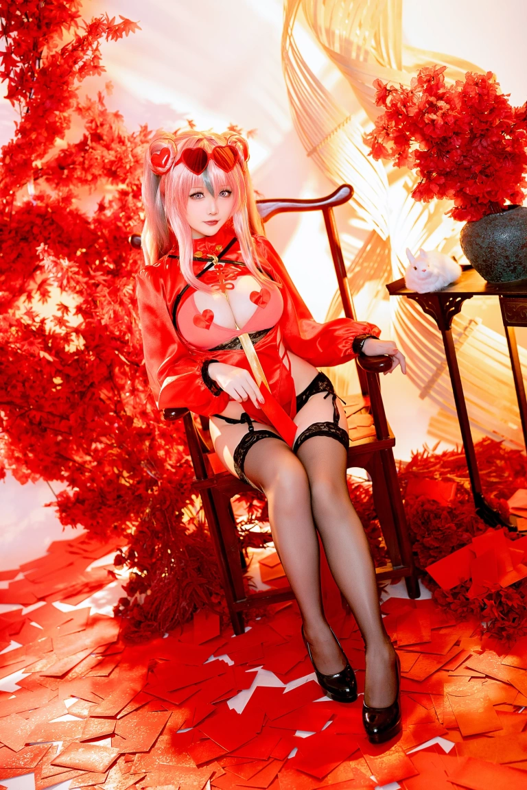 星之迟迟《2024年01月计划C 布莱默顿新年旗袍》主题写真：84张全套美图，含1个视频