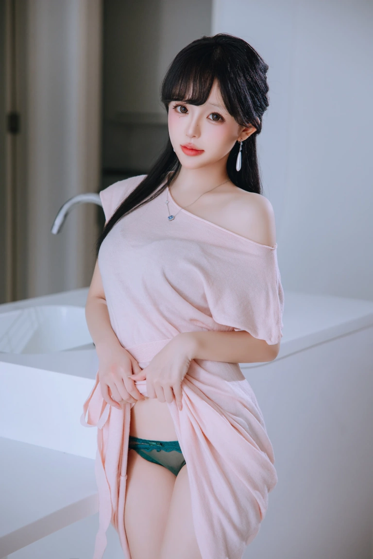 日奈娇(椎名莜)《太太》主题写真：230张全套美图，含5个视频