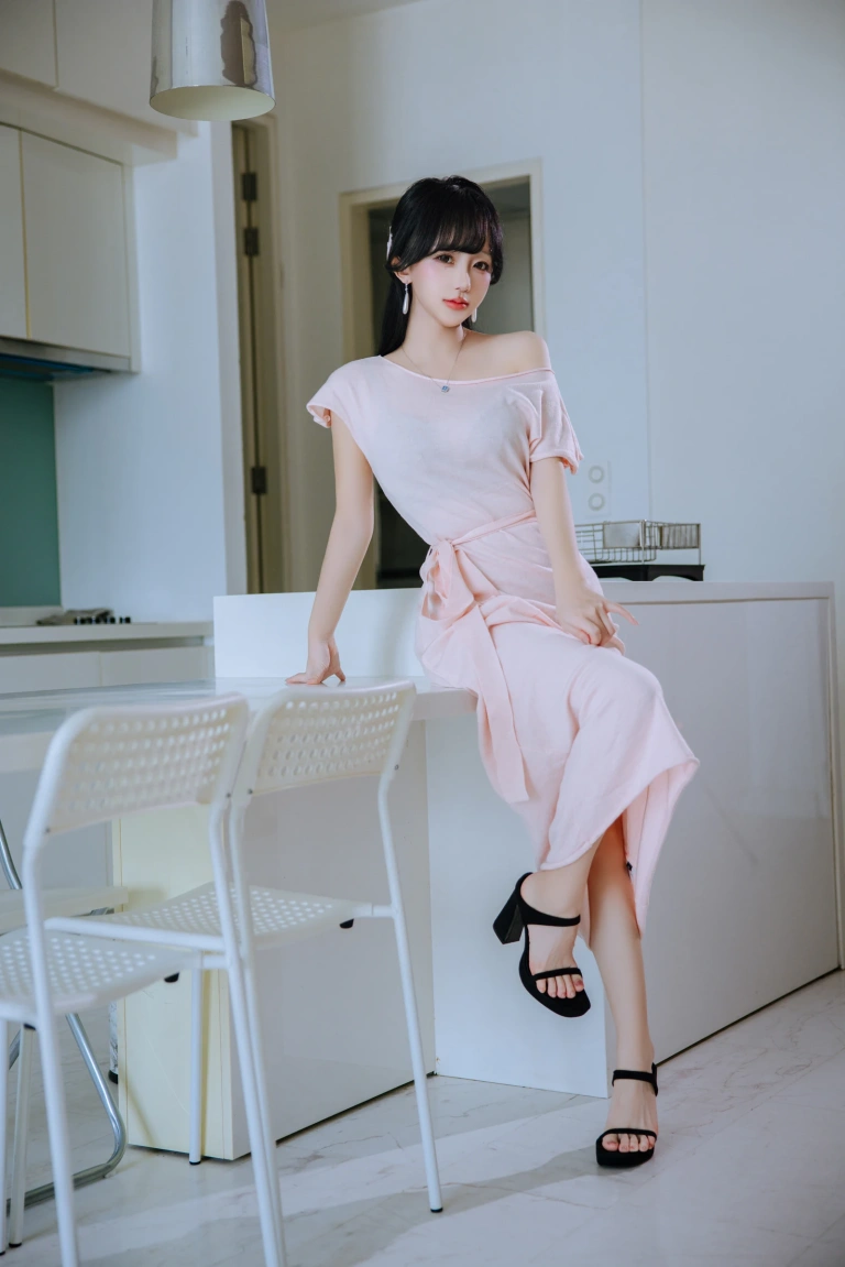 日奈娇(椎名莜)《太太》主题写真：230张全套美图，含5个视频