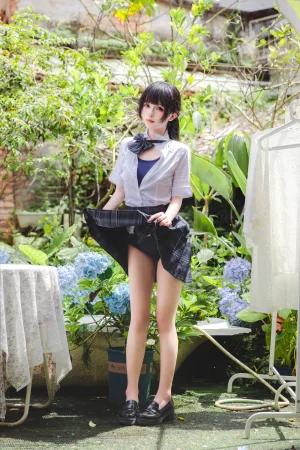 日奈娇(椎名莜)《死库水》主题写真：130张全套美图