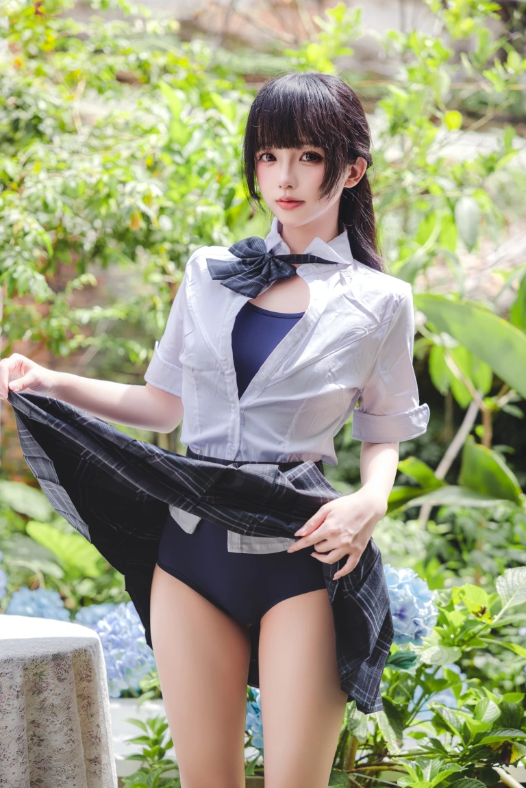 日奈娇(椎名莜)《死库水》主题写真：130张全套美图
