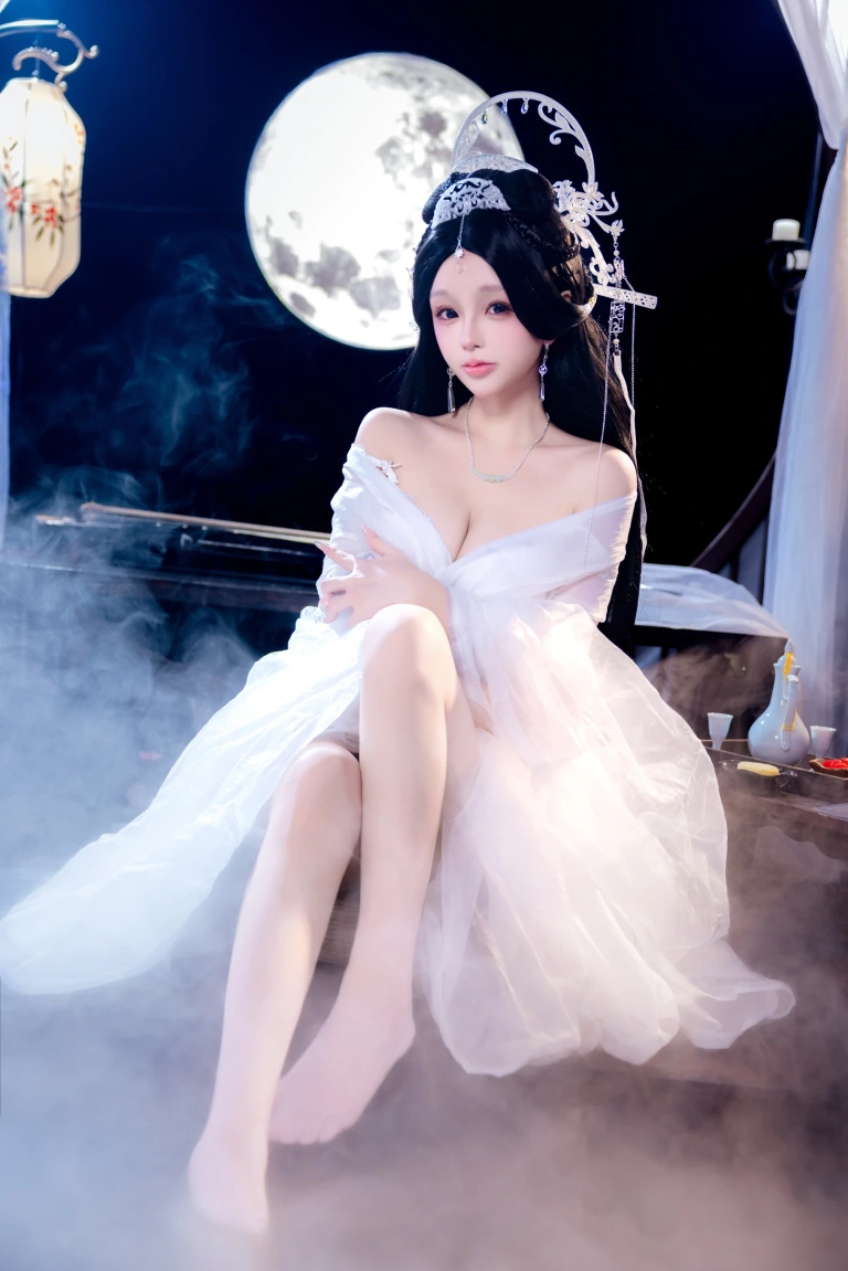 日奈娇(椎名莜)《白月光》主题写真：216张全套美图，含2个视频