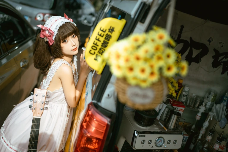 蠢沫沫《10月》主题写真：93张全套美图