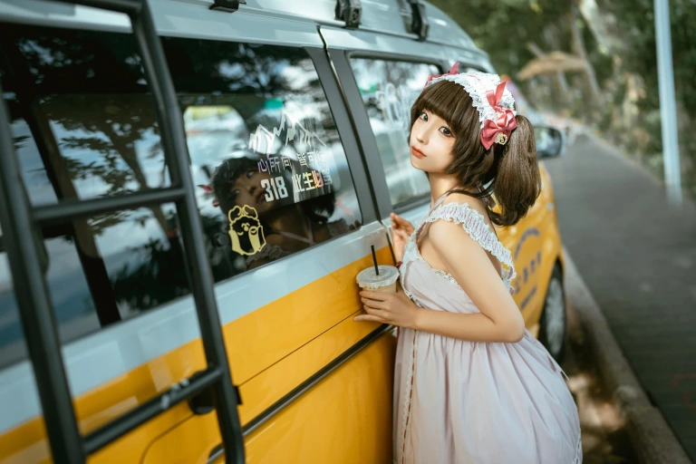 蠢沫沫《10月》主题写真：93张全套美图