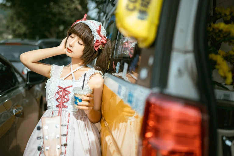 蠢沫沫《10月》主题写真：93张全套美图