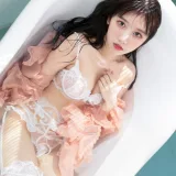 果咩酱《浴缸》主题写真：25张全套美图