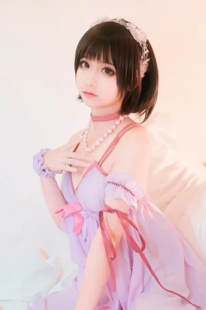 蠢沫沫《惠睡衣》主题写真：44张全套美图