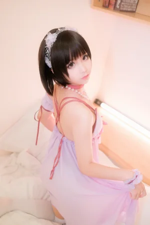 蠢沫沫《惠睡衣》主题写真：44张全套美图