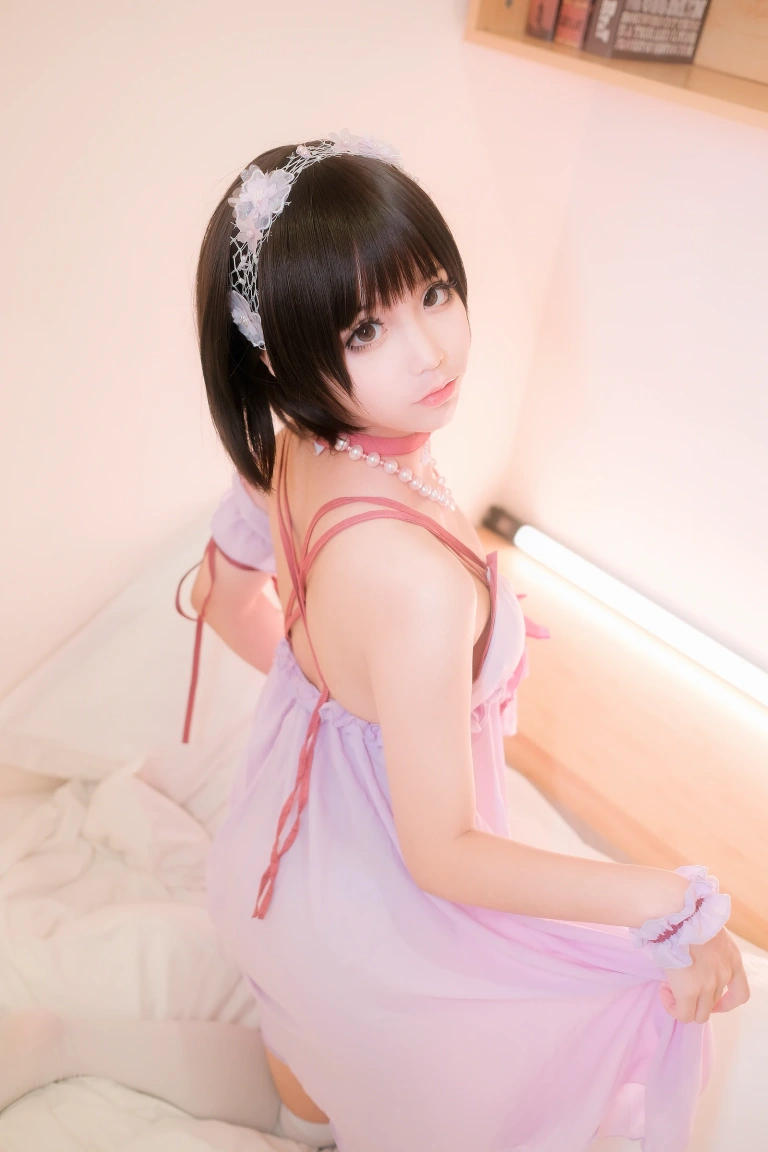 蠢沫沫《惠睡衣》主题写真：44张全套美图