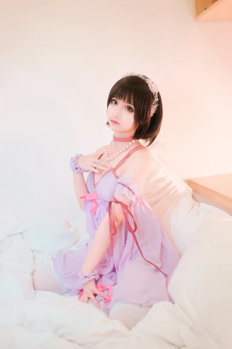 蠢沫沫《惠睡衣》主题写真：44张全套美图