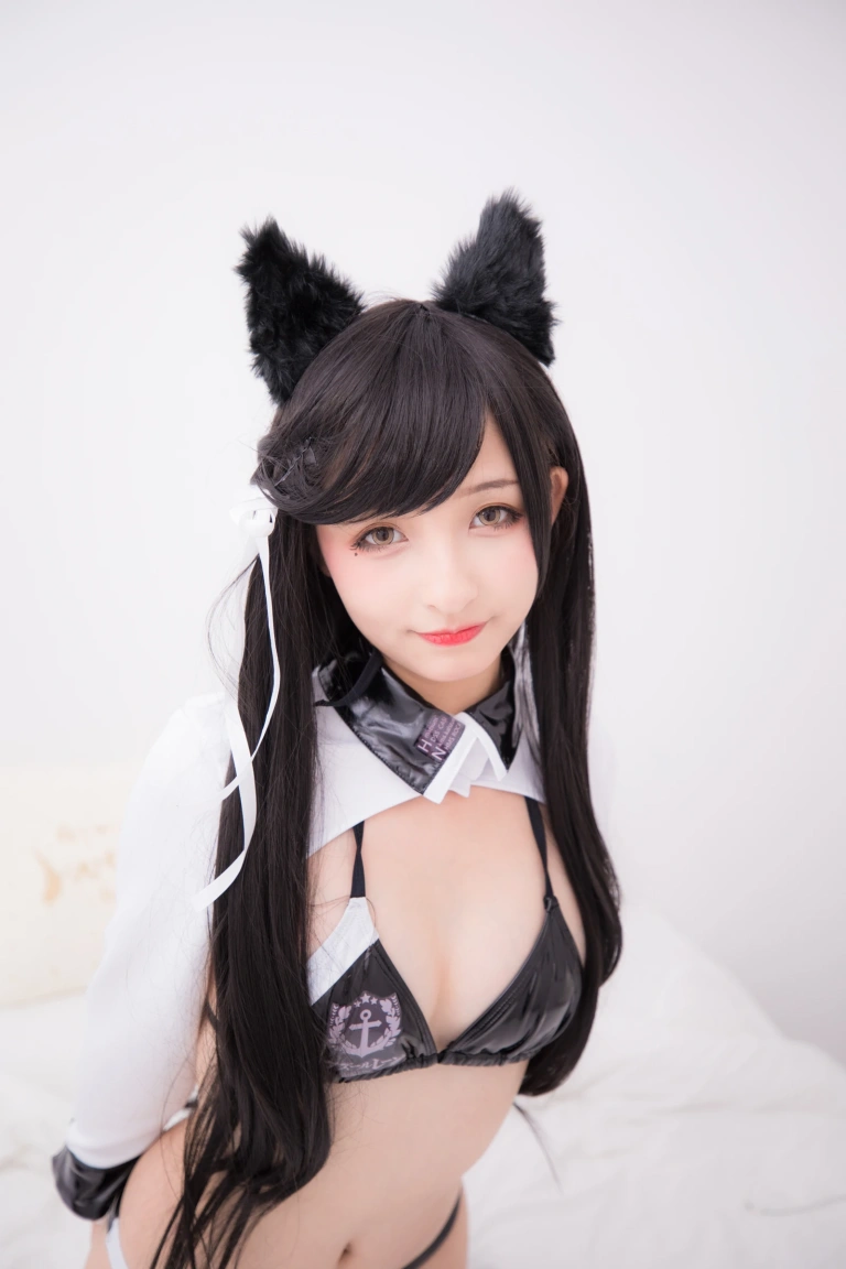 神楽坂真冬《第二季 序号5：犬《ATAGO-LATEX VER》》主题写真：150张全套美图