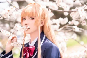 星之迟迟《2024年04月计划赠品 邻家的天使同学 椎名真昼》主题写真：25张全套美图
