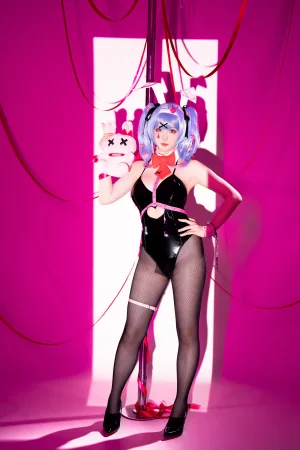 星之迟迟《2024年05月计划B 初音未来 兔子洞》主题写真：85张全套美图，含2个视频