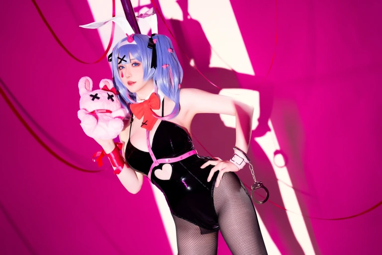星之迟迟《2024年05月计划B 初音未来 兔子洞》主题写真：85张全套美图，含2个视频