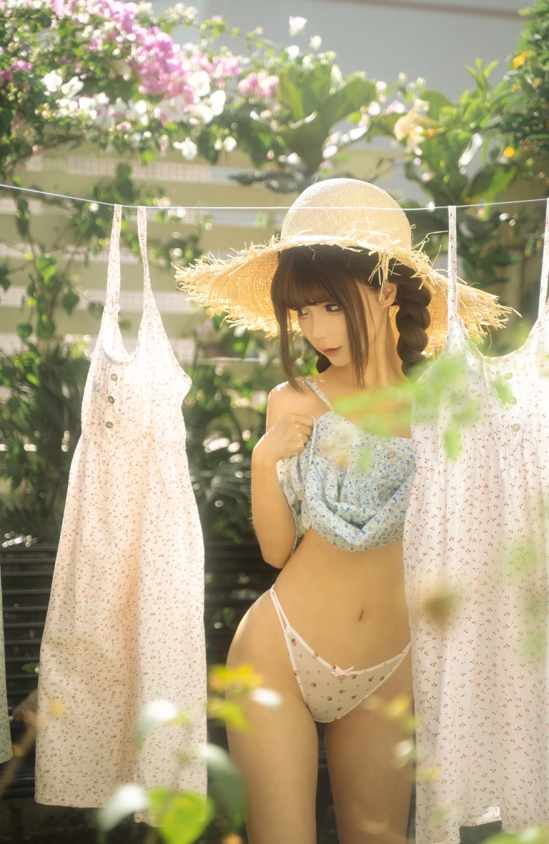 蠢沫沫《晾衣服》主题写真：88张全套美图