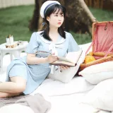 依酱《私人拍摄图》主题写真：30张全套美图