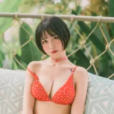 念雪《七月光荫》主题写真：30张全套美图