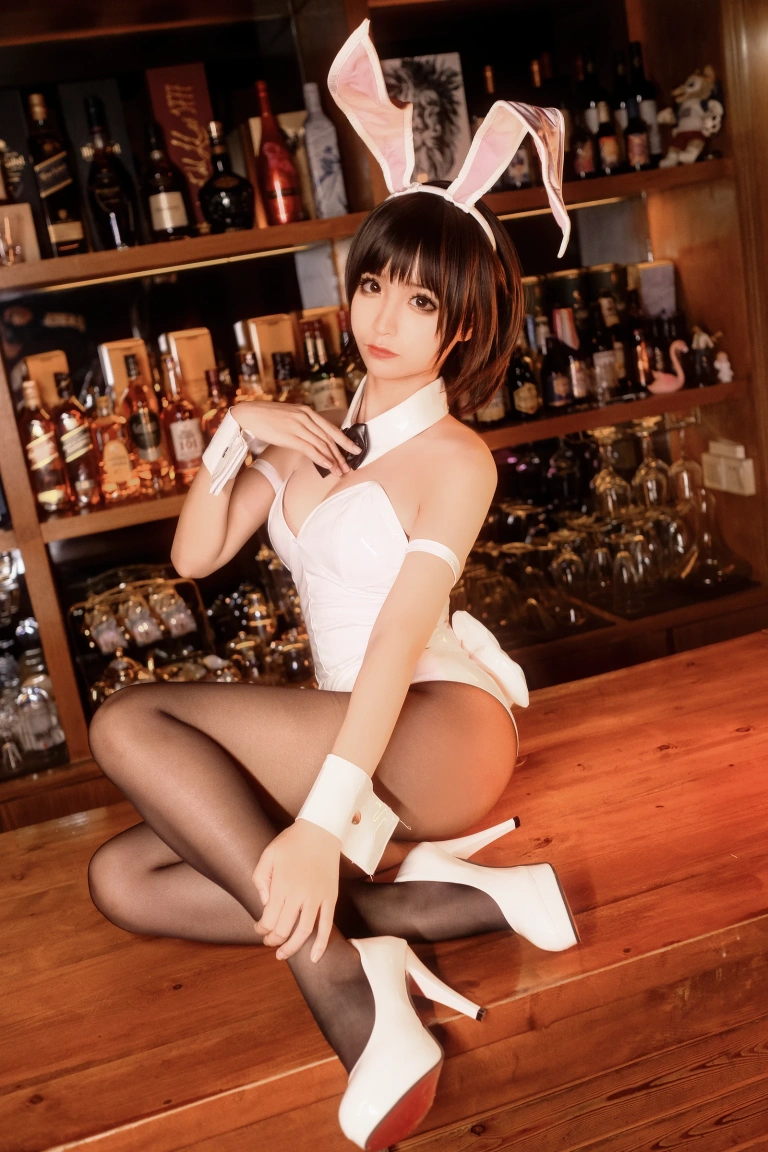 蠢沫沫《加藤惠兔女郎》主题写真：40张全套美图