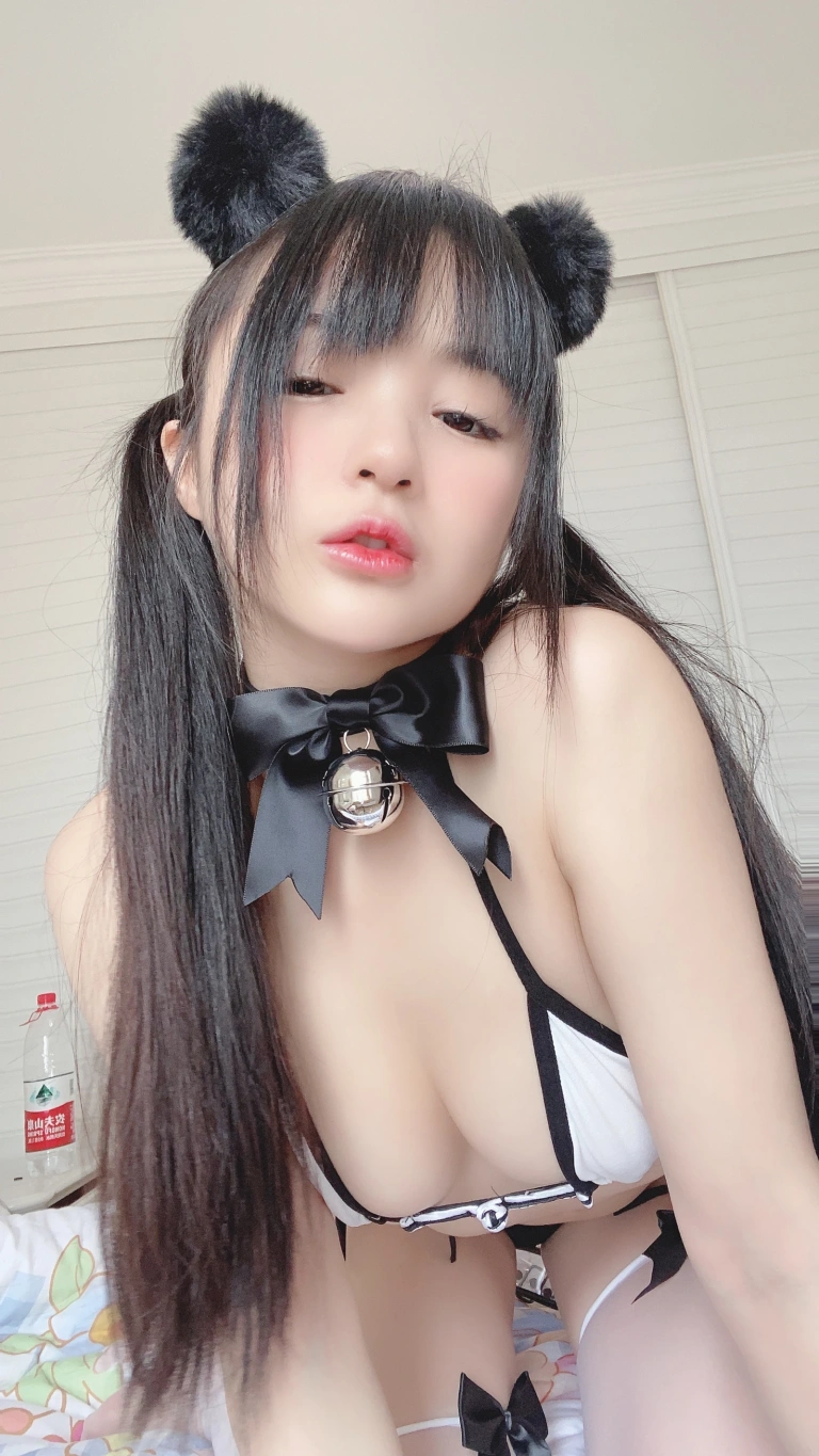 桜井宁宁《小熊猫拟人》主题写真：41张全套美图