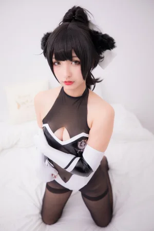 神楽坂真冬《第二季 序号6：獒《TAKAO-TIGHTS VE》》主题写真：150张全套美图