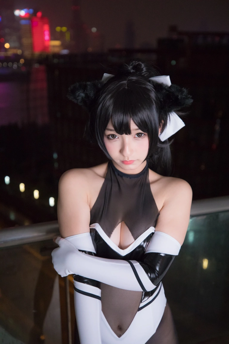 神楽坂真冬《第二季 序号6：獒《TAKAO-TIGHTS VE》》主题写真：150张全套美图