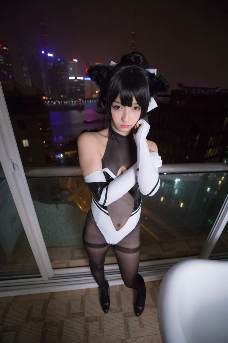 神楽坂真冬《第二季 序号6：獒《TAKAO-TIGHTS VE》》主题写真：150张全套美图